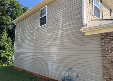 house metal siding oxidation|oxidation on vinyl siding.